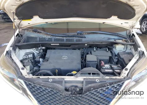 2015 Toyota Sienna Se 8 Passenger from USA, damaged, VIN 5TDXK3DC6FS544944